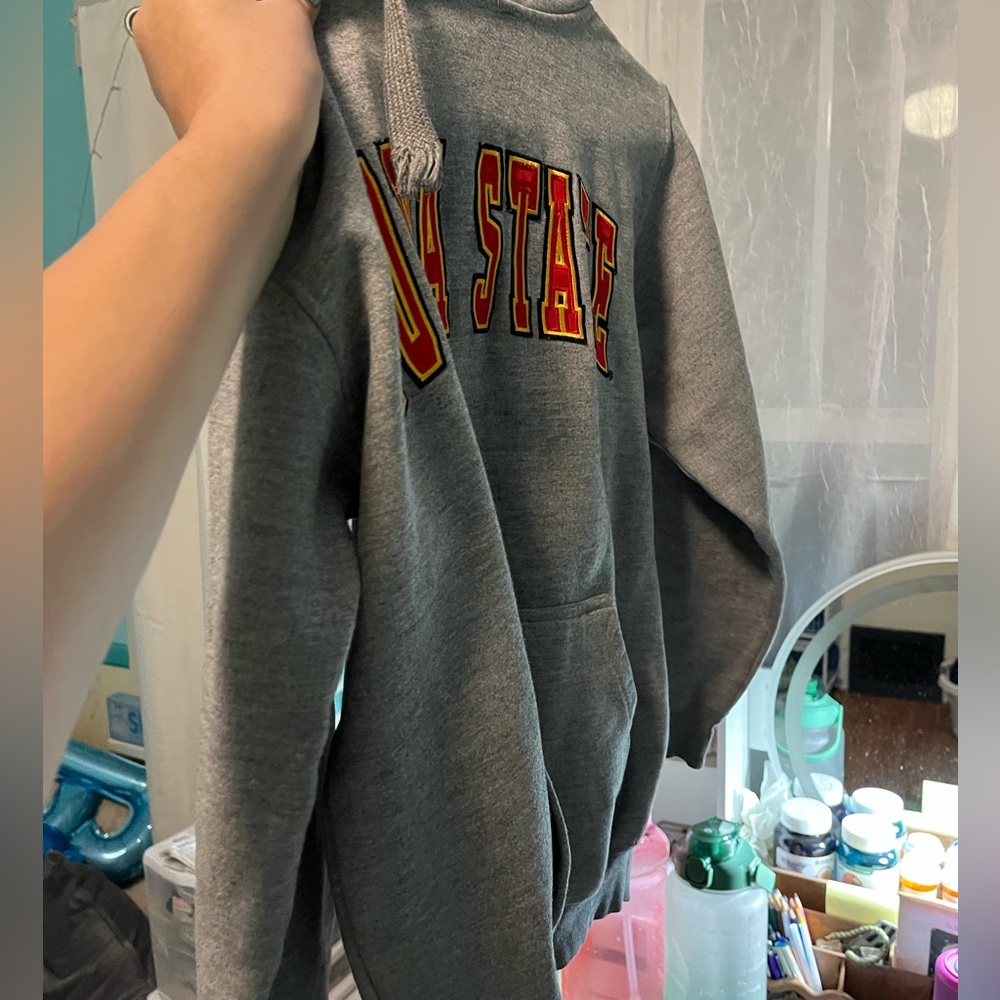 Sweatshirt - Picture 6 of 9